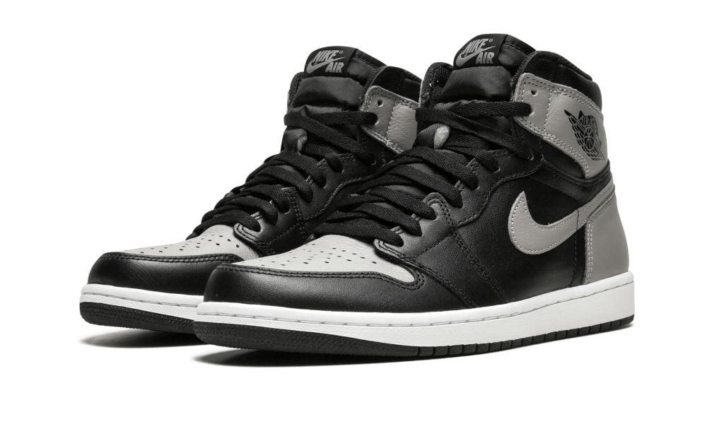 AIR JORDAN 1 RETRO HIGH OG
"Shadow 2018" Shoe Flyes