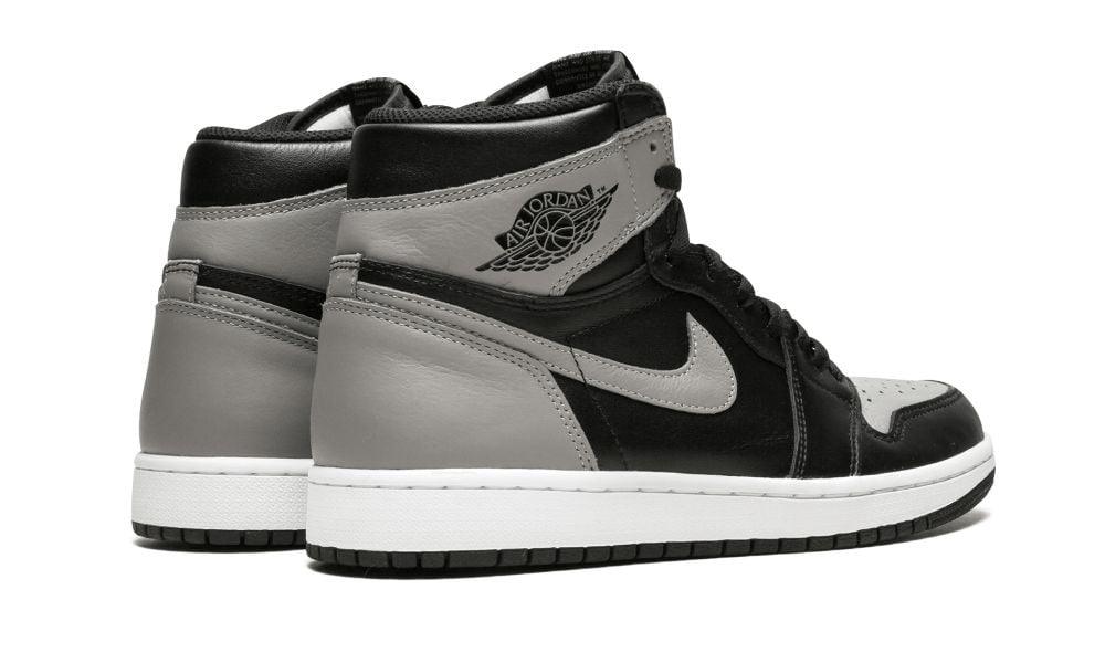AIR JORDAN 1 RETRO HIGH OG
"Shadow 2018" Shoe Flyes
