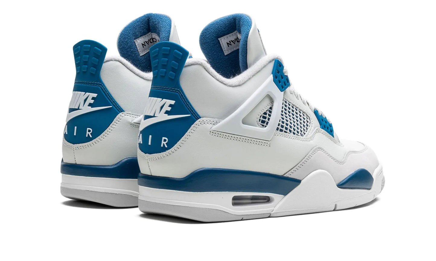 AIR JORDAN 4 OG
"Military Blue" Shoe Flyes