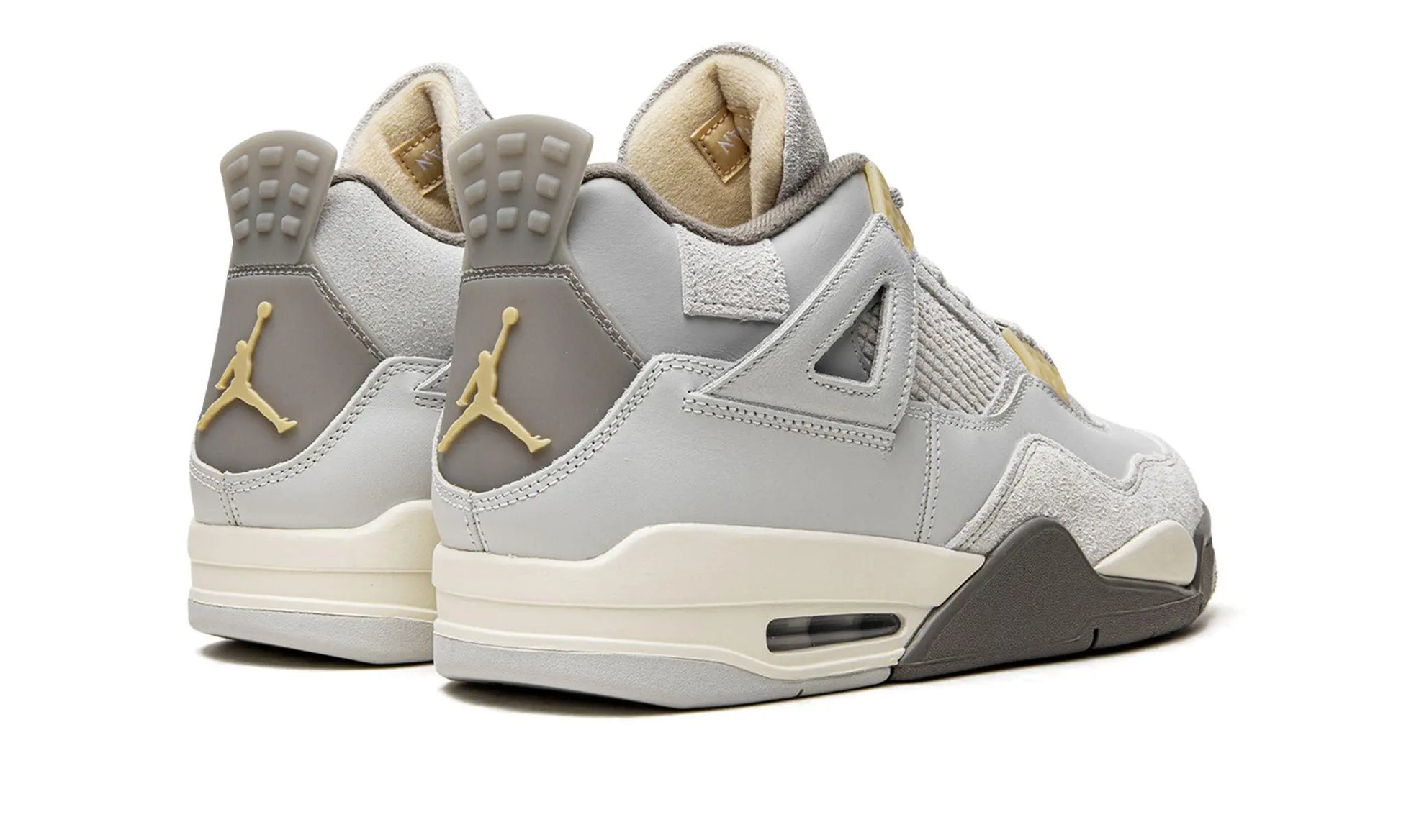 AIR JORDAN 4 RETRO SE CRAFT "Photon Dust" Shoe Flyes