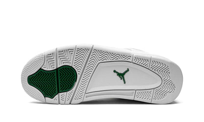 AIR JORDAN 4 RETRO
"Metallic Pack - Pine Green" Shoe Flyes