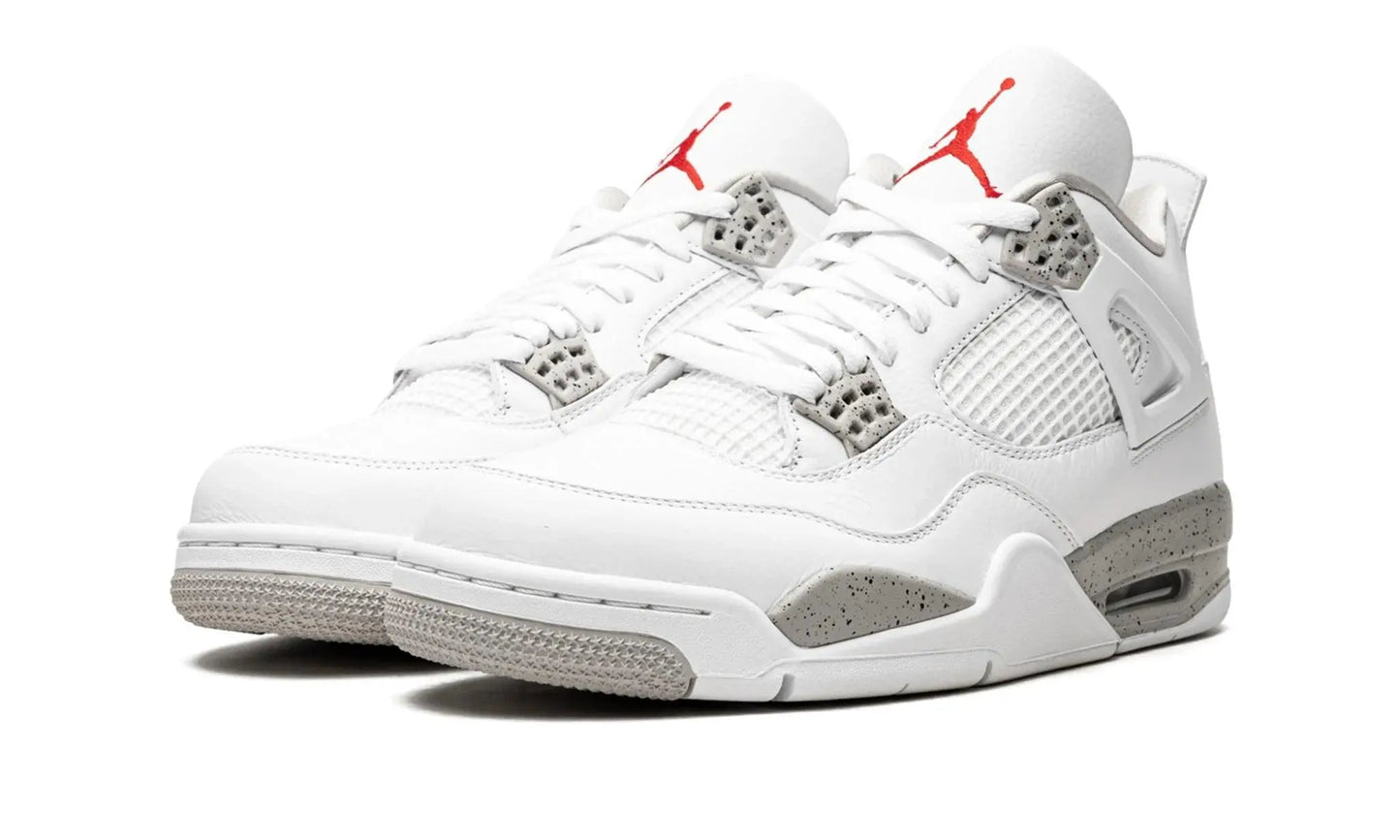 AIR JORDAN 4 RETRO "WHITE OREO" Shoe Fly