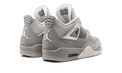 AIR JORDAN 4
"Frozen Moments" Shoe Flyes