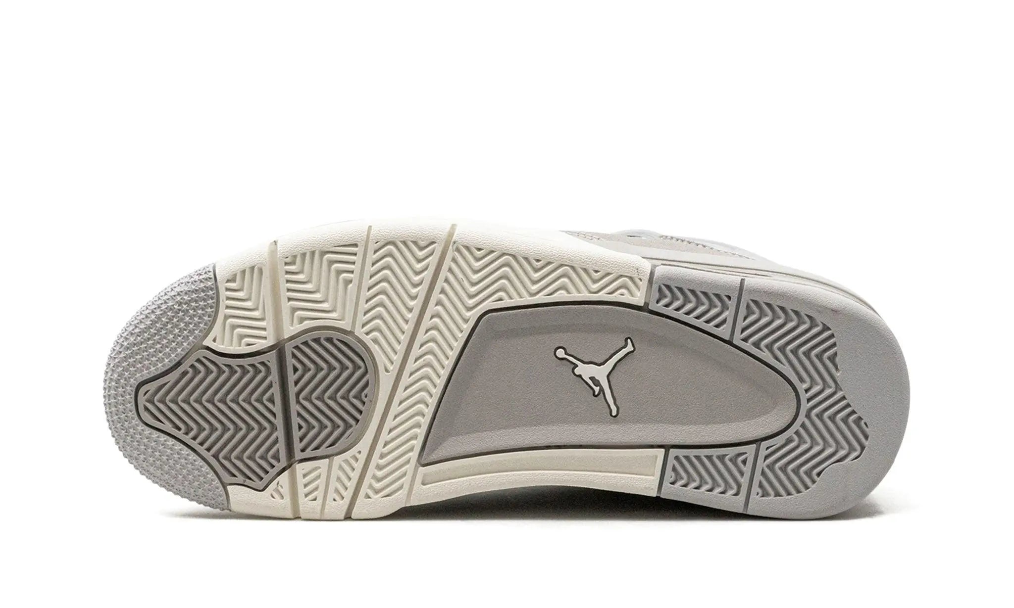 AIR JORDAN 4
"Frozen Moments" Shoe Flyes