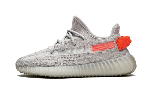 Adidas Yeezy Boost 350 V2
"Tail Light" Shoe Flyes