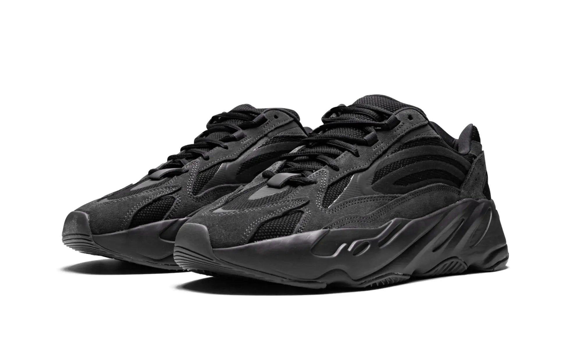 Adidas Yeezy Boost 700 V2
"Vanta" Shoe Flyes