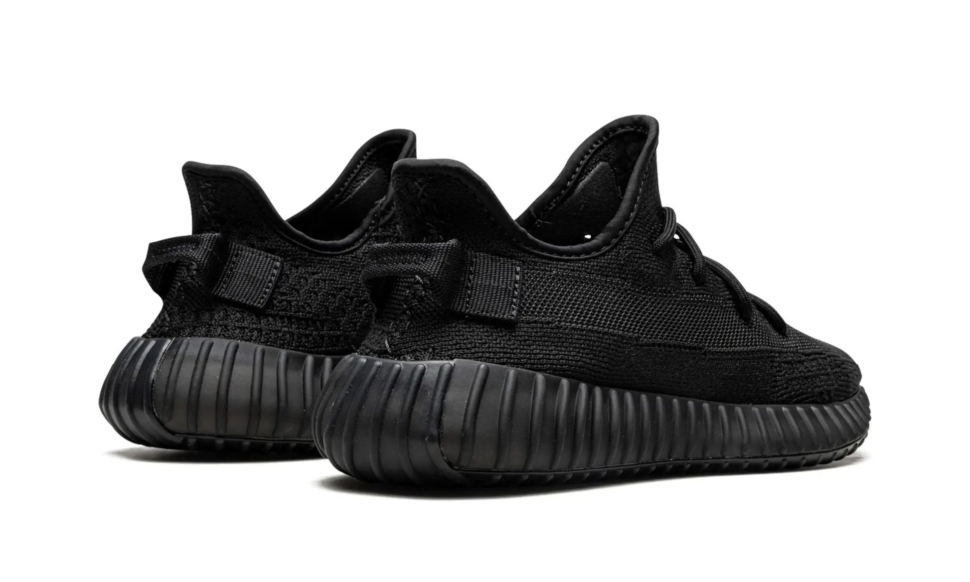 Adidas Yeezy
Yeezy Boost 350 V2
"Onyx" Shoe Flyes