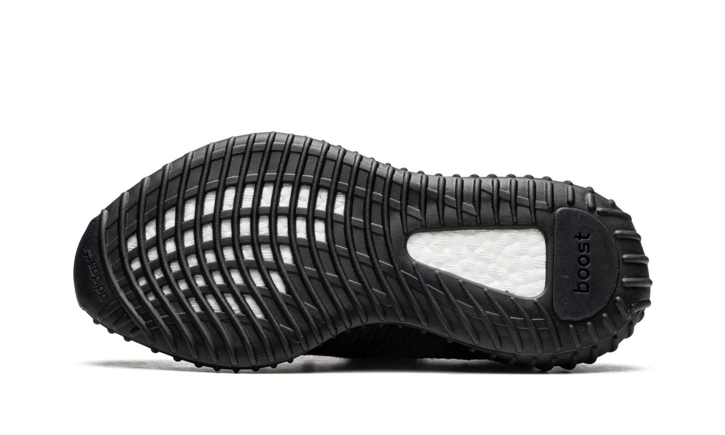 Adidas Yeezy
Yeezy Boost 350 V2
"Onyx" Shoe Flyes