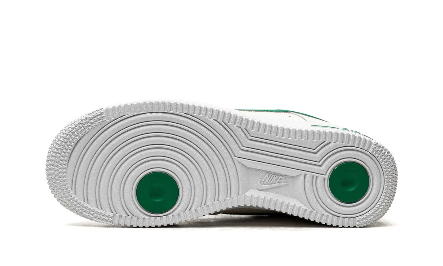 Air Force 1 Low
"Malachite - White" Shoe Flyes