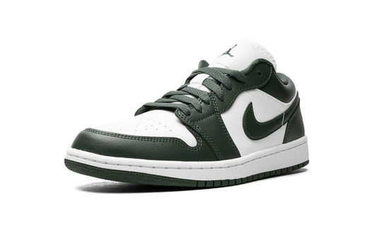 Air Jordan 1 Low
"Galactic Jade" Shoe Flyes
