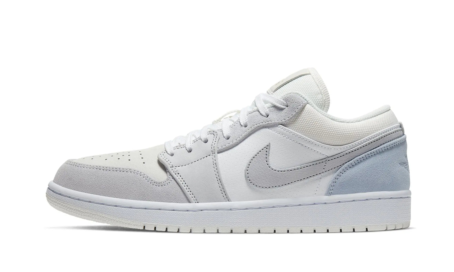 Air Jordan 1 Low
"Paris" Shoe Flyes