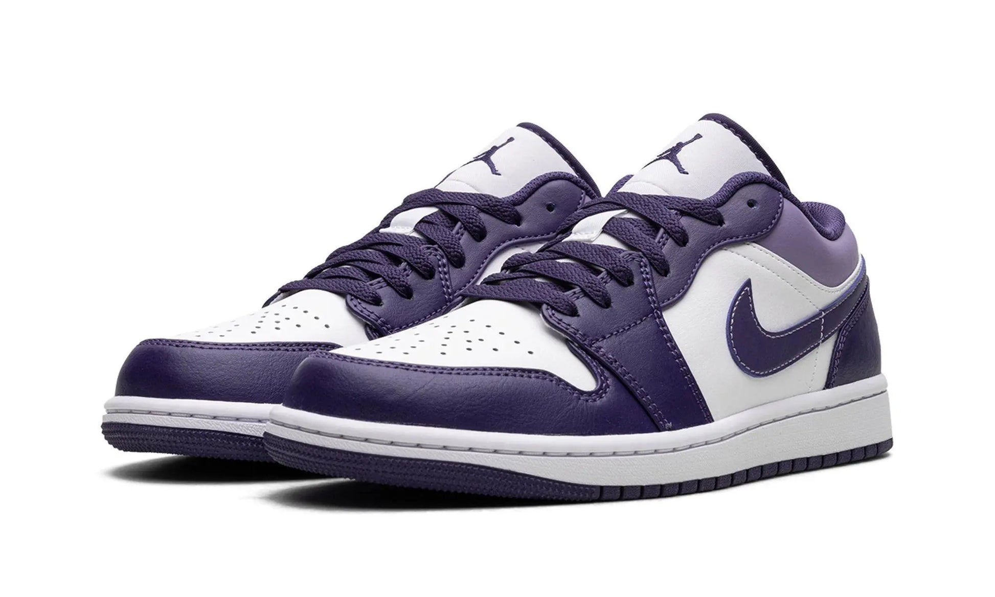 Air Jordan 1 Low
"Sky J Purple" Shoe Flyes