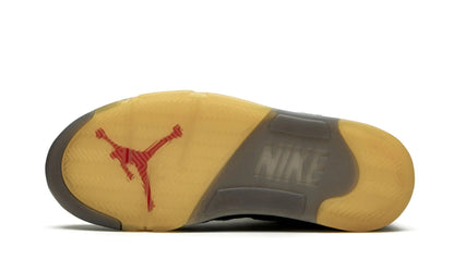 Air Jordan 5 Retro SP
"Off-White" Shoe Flyes