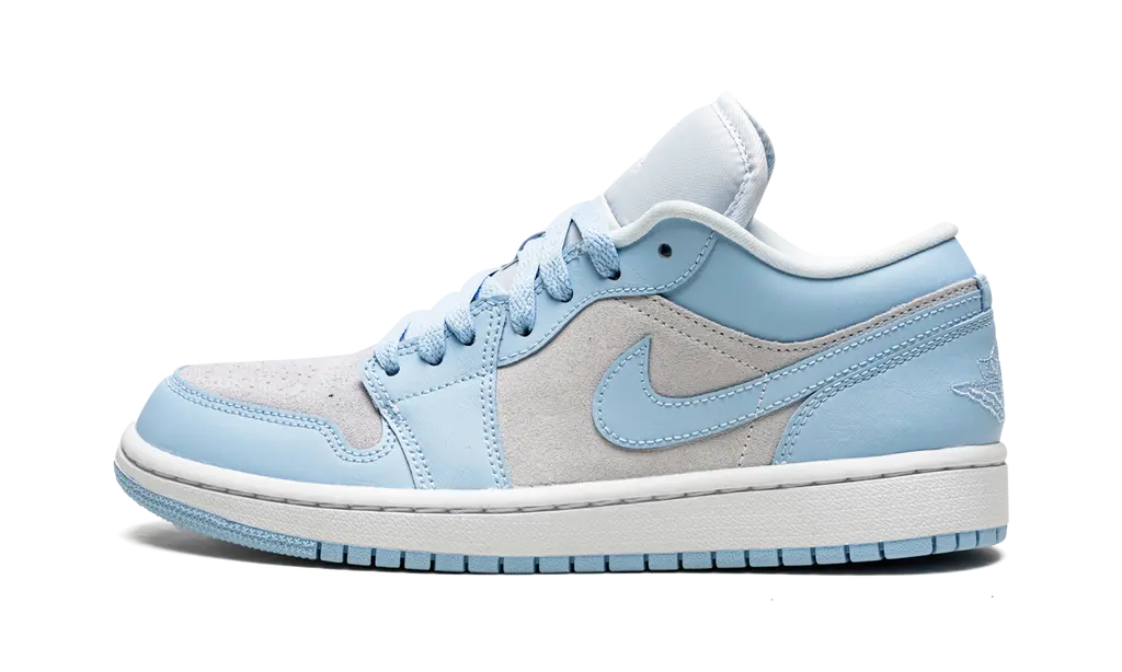 JORDAN 1 LOW
"FOOTBALL GREY ALUMINUM" Shoe Flyes