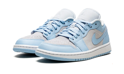 JORDAN 1 LOW
"FOOTBALL GREY ALUMINUM" Shoe Flyes