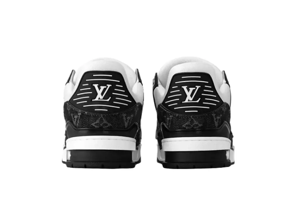 Louis Vuitton Tranier Sneakers "Black" Shoe Flyes