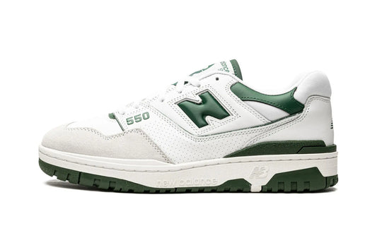 NEW BALANCE
550
"White / Green" Shoe Flyes