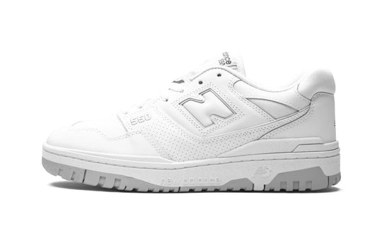 NEW BALANCE
550
"White / Grey" Shoe Flyes