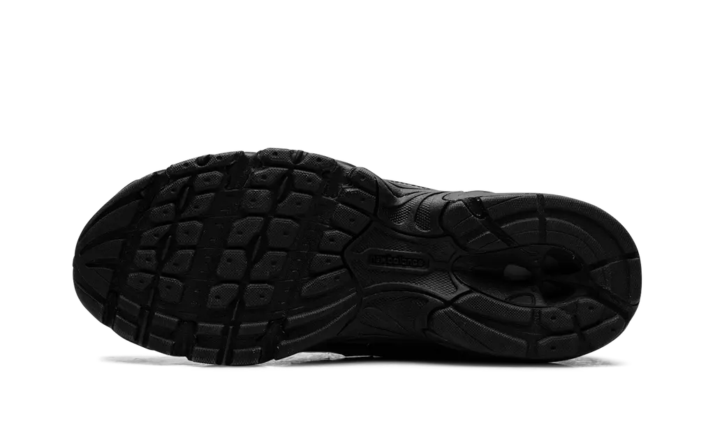 NEW BALANCE
740
"BLACK SILVER" Shoe Flyes