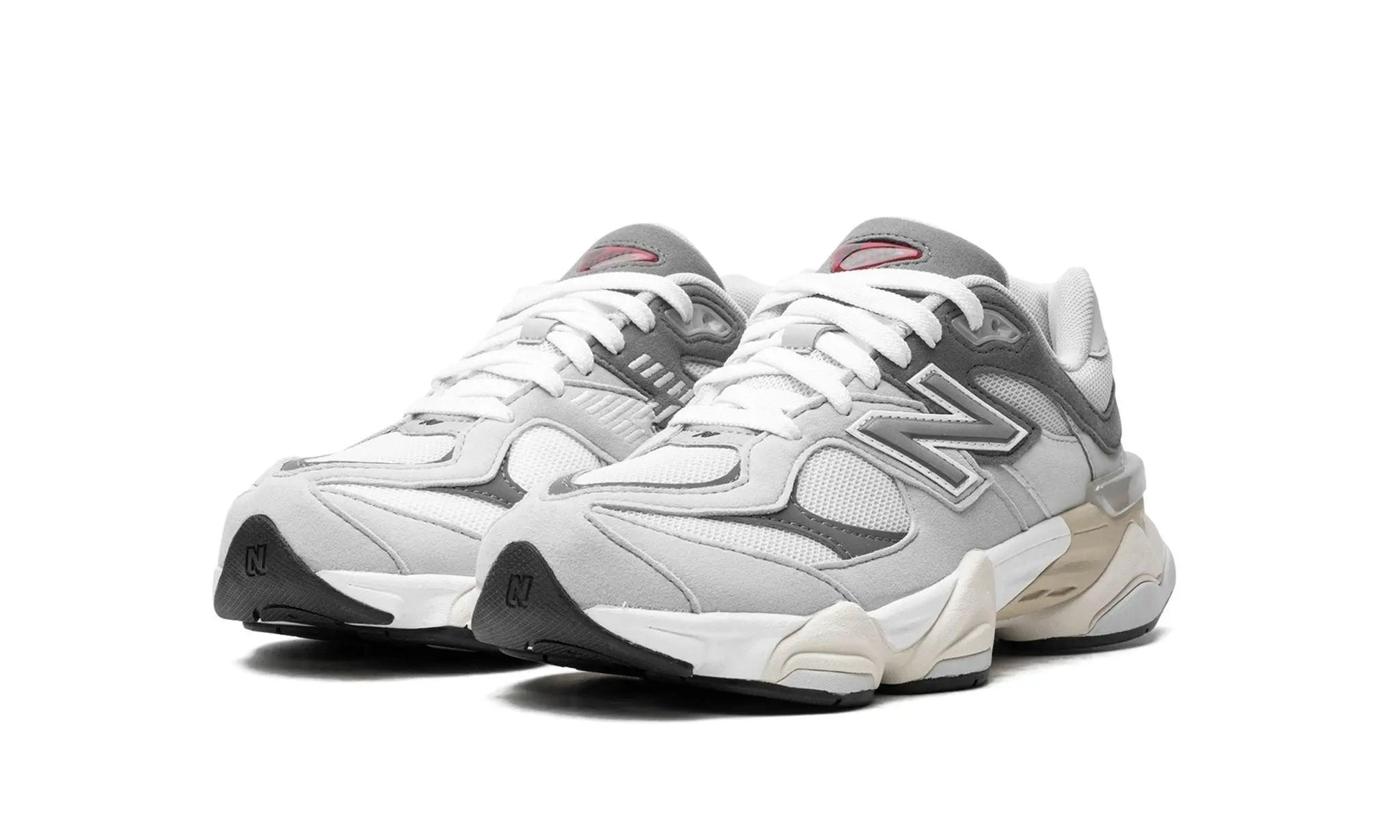 NEW BALANCE
9060 GS
"Rain Cloud" Shoe Flyes