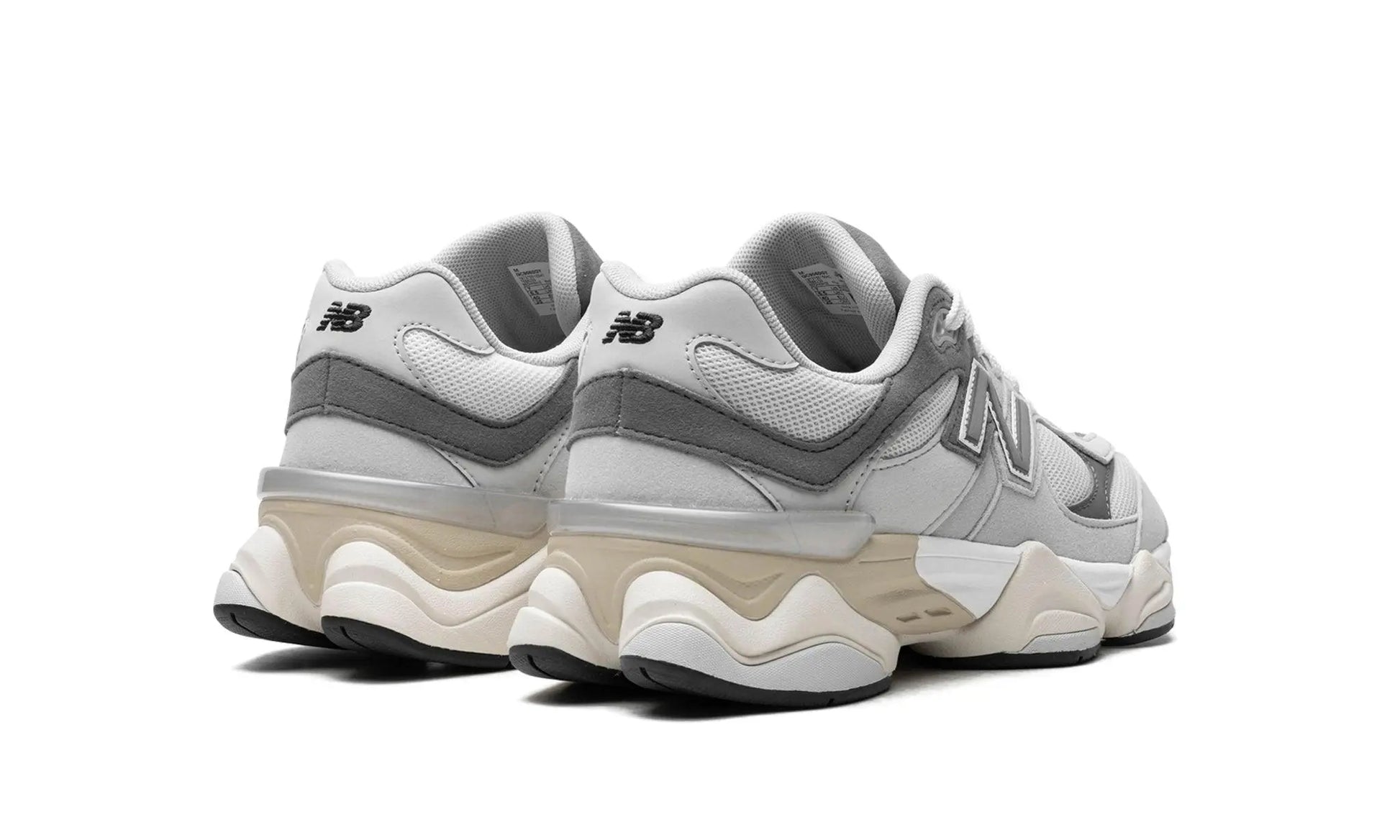 NEW BALANCE
9060 GS
"Rain Cloud" Shoe Flyes