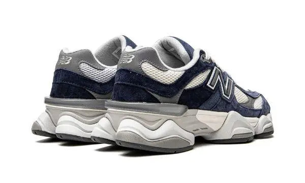 NEW BALANCE
9060
"Natural Indigo" Shoe Flyes