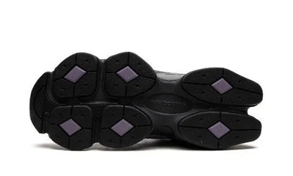 NEW BALANCE
9060
"Violet Noir Shoe Flyes