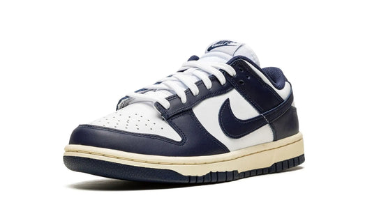 NIKE DUNK LOW 
"Vintage Navy" Shoe Flyes
