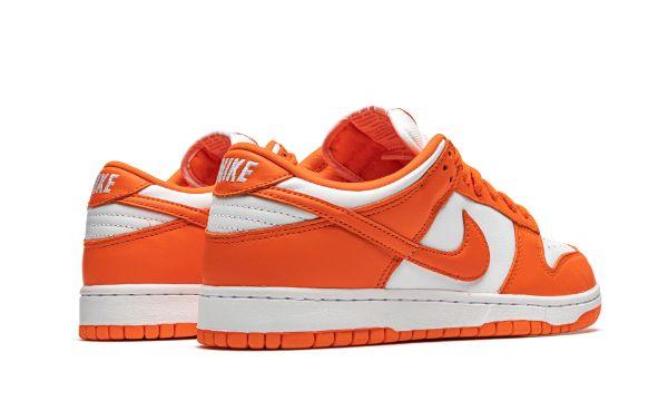 NIKE DUNK LOW RETRO
"Syracuse" Shoe Flyes