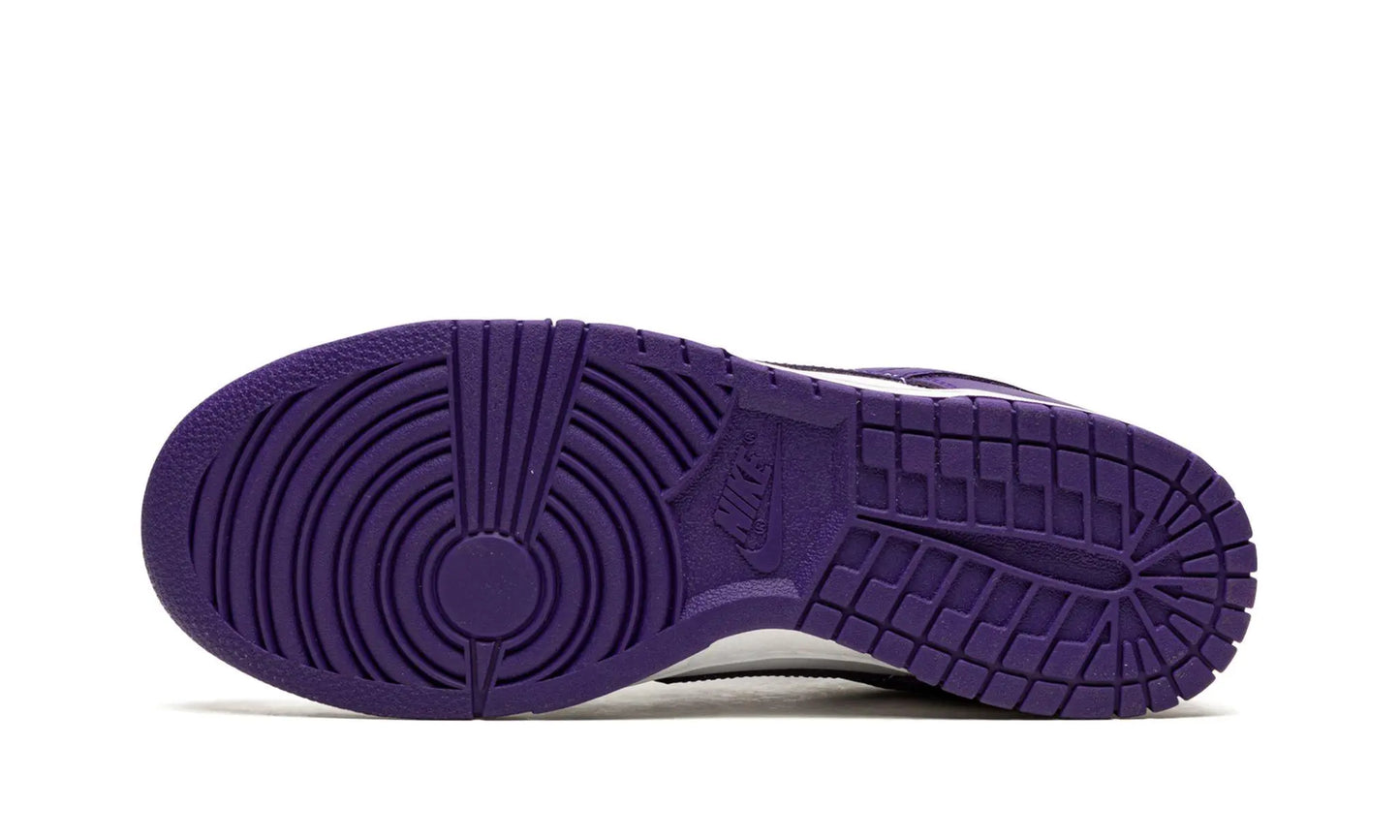 NIKE DUNK LOW
"Court Purple" Shoe Flyes