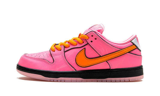 NIKE
SB DUNK LOW
"Powerpuff Girls - Blossom Shoe Flyes