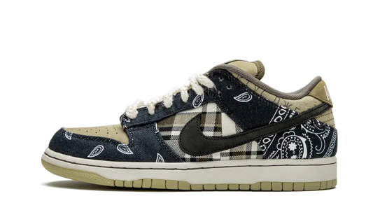 NIKE SB DUNK LOW 'TRAVIS SCOTT' Shoe Flyes