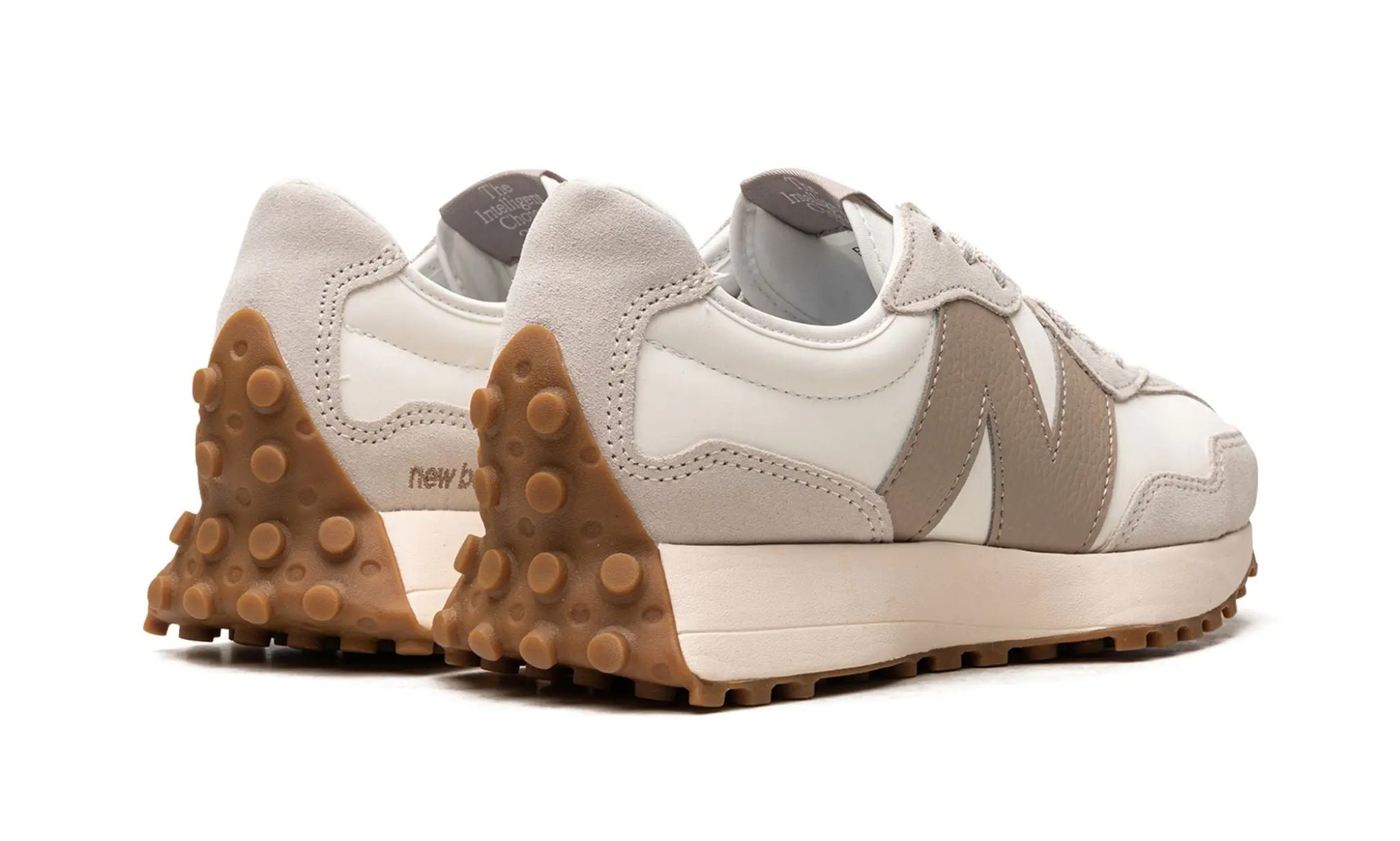 New Balance
327
"Moonbeam Driftwood" Shoe Flyes