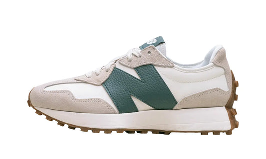 New Balance
327
"Moonbeam New Spruce" Shoe Flyes