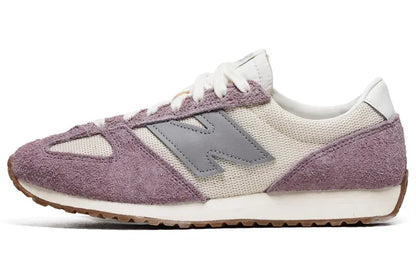 New Balance 471
"Linen/Ice Wine" Shoe Flyes
