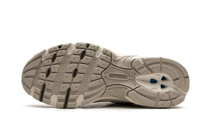 New Balance 530 'Ivory' Shoe Flyes