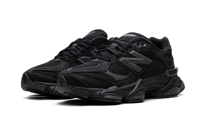New Balance
9060
"Black Cement" Shoe Flyes