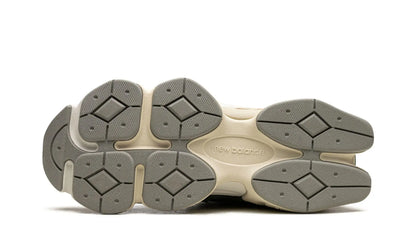 New Balance
9060 "Green Suede" Shoe Flyes