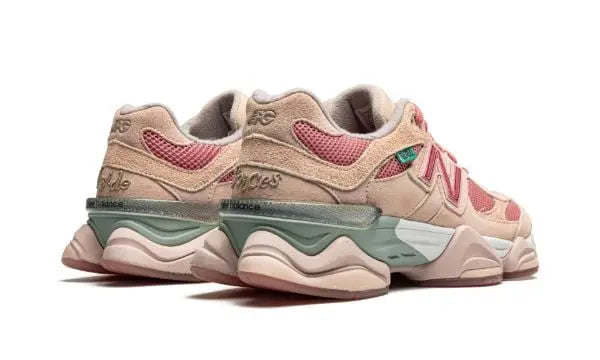 New Balance
9060
"Joe Fresh Goods - Inside Voices Penny Cookie Pink" Shoe Flyes
