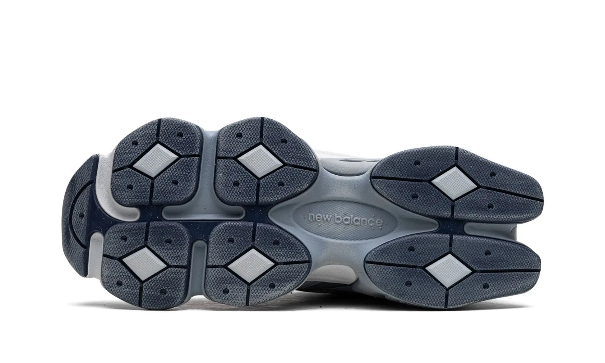 New Balance
9060
"Moon Daze" Shoe Flyes