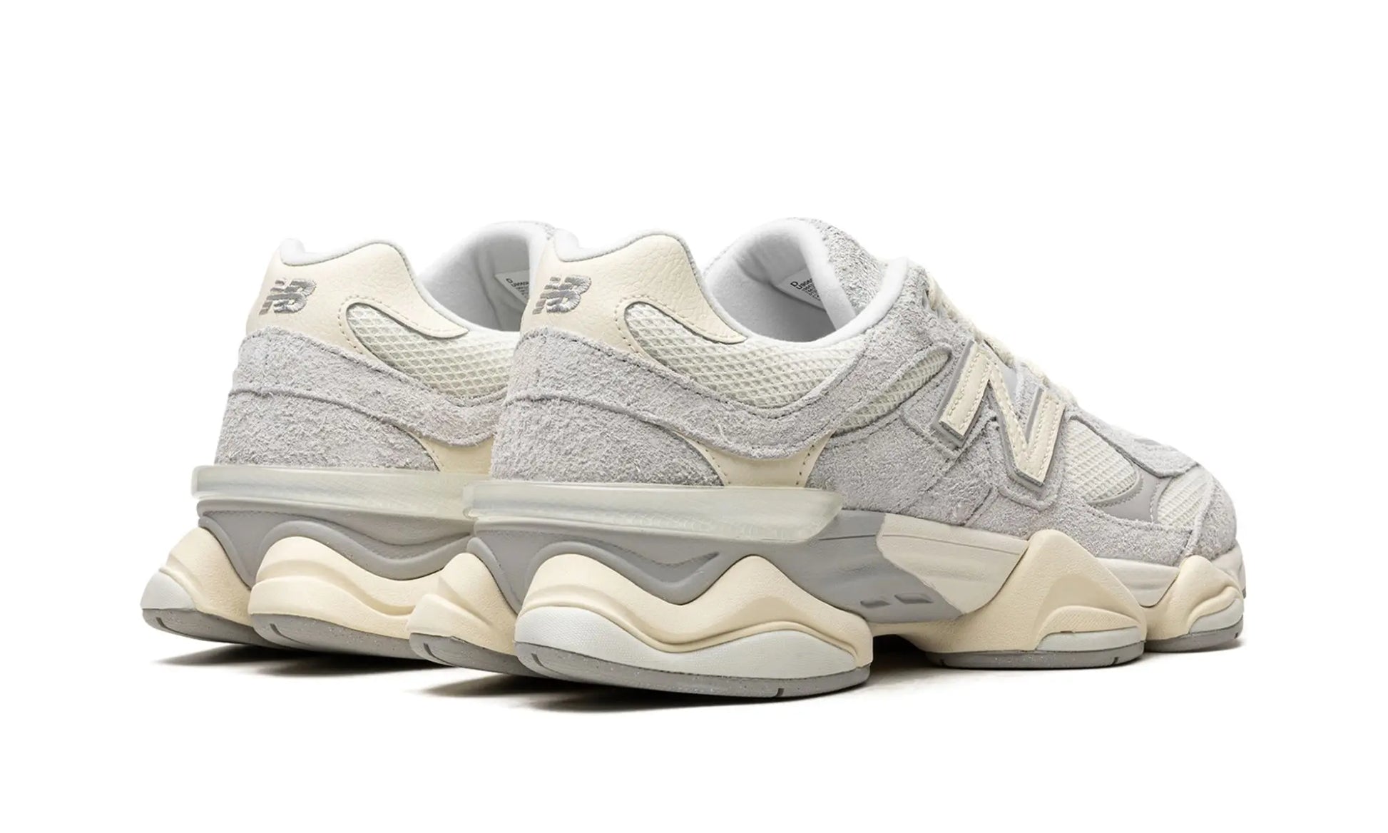 New Balance
9060
"Quartz Grey" Shoe Flyes