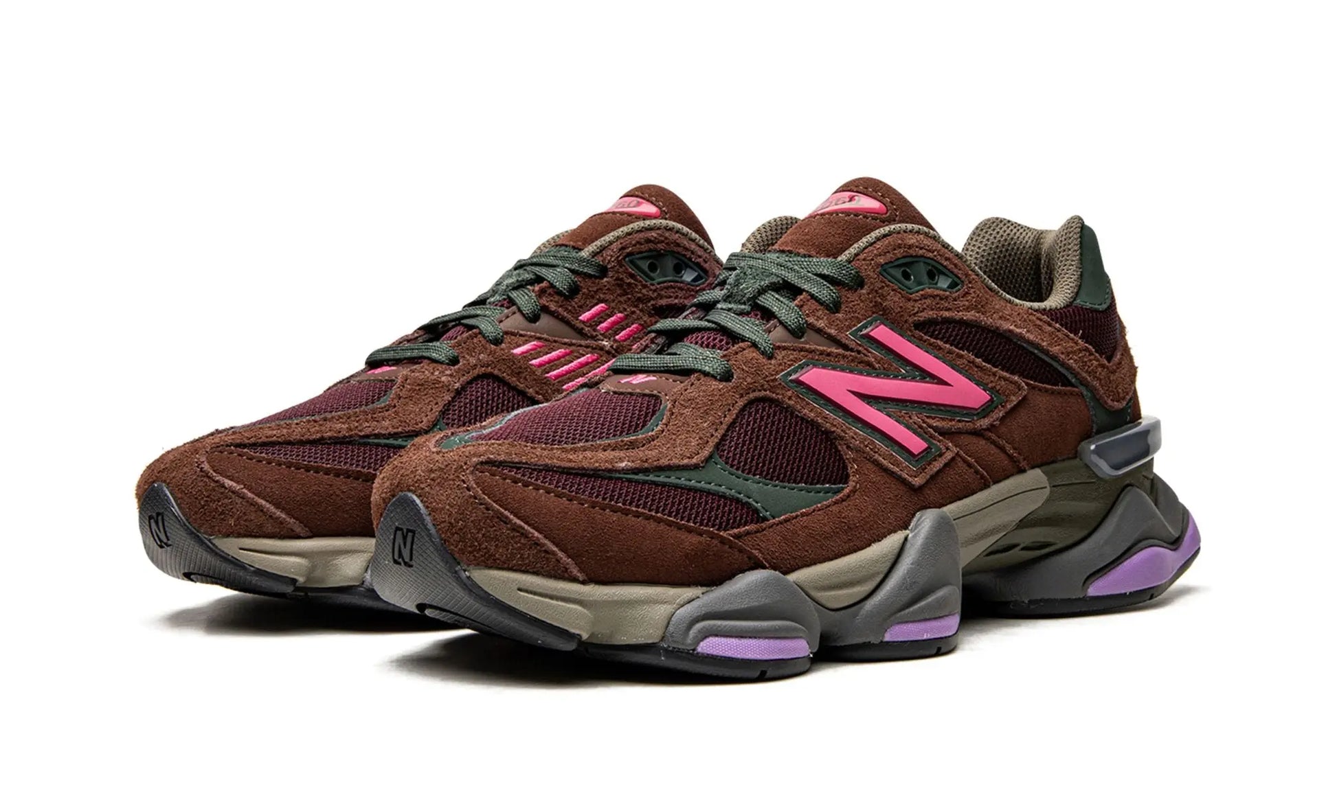 New Balance
9060
"Rich Oak / Burgundy" Shoe Flyes