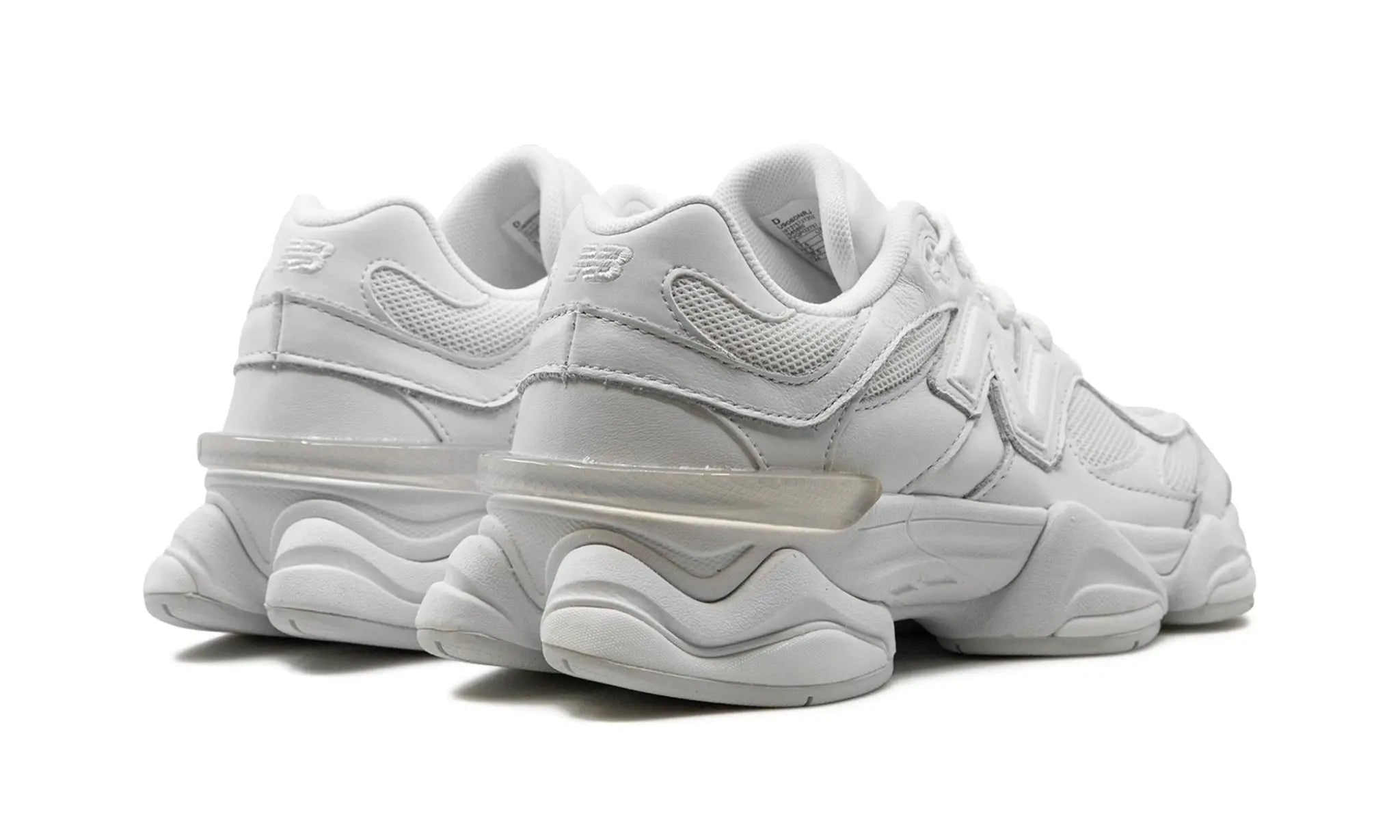 New Balance
9060
"TRIPLE WHITE" Shoe Flyes