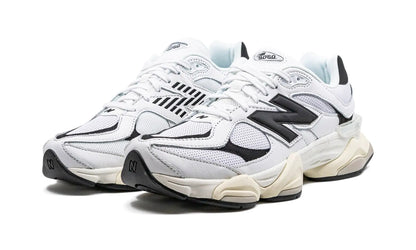 New Balance
9060
"White / Black" Shoe Flyes