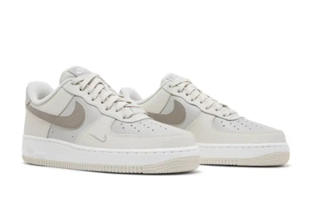 Nike Air Force 1 Low 'Light Orewood' Shoe Flyes