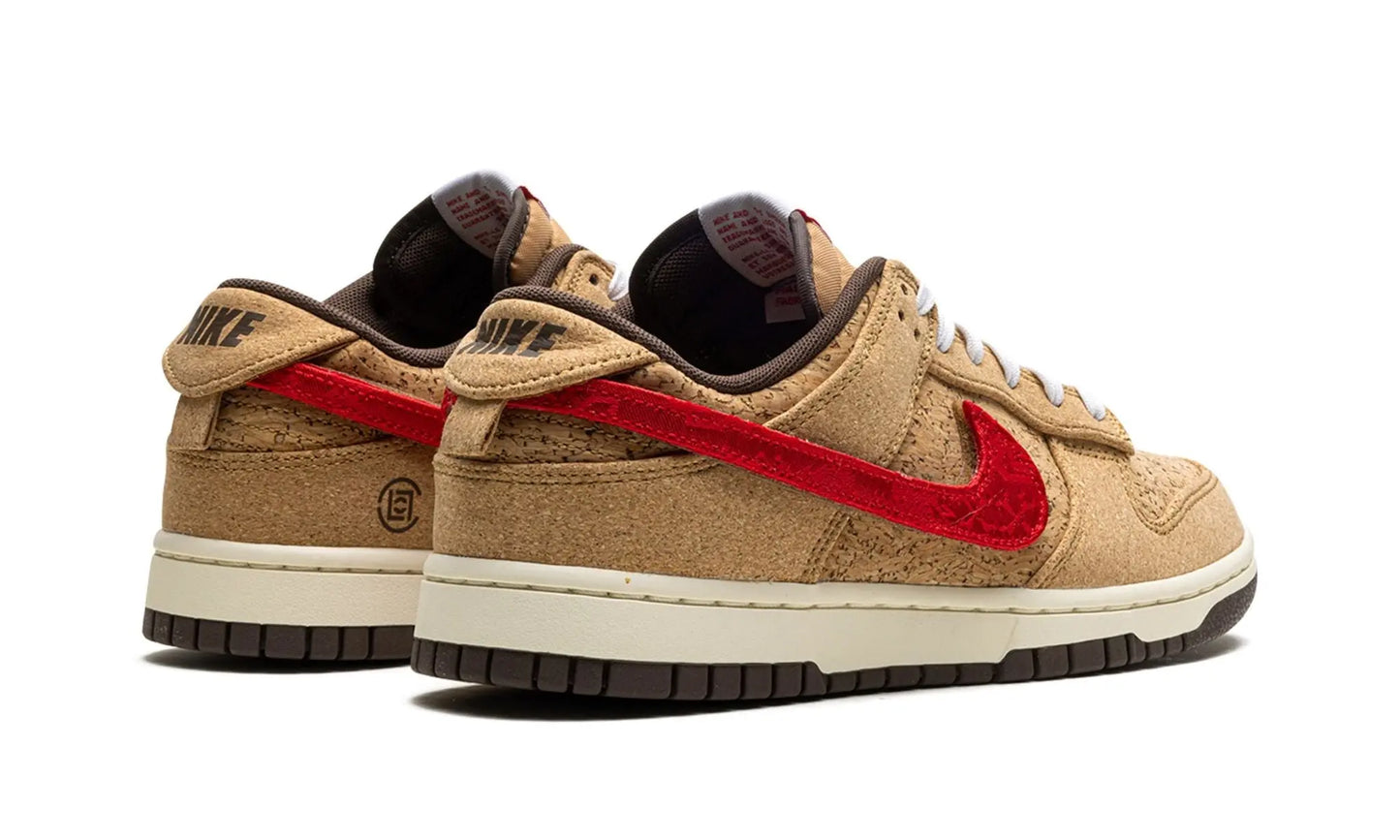 Nike Dunk Low SP
"CLOT Cork" Shoe Flyes
