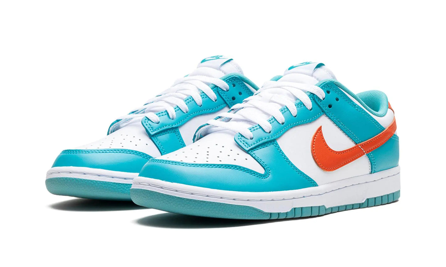 Nike
Dunk Low
"Dolphins" Shoe Flyes