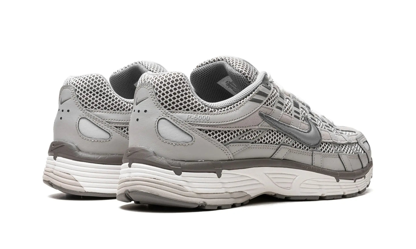 Nike
P-6000
"Light Iron Ore" Shoe Flyes