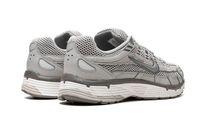 Nike
P-6000
"Light Iron Ore" Shoe Flyes