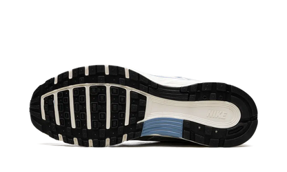 Nike P-6000
"METALLIC SILVER AEGEAN STORM" Shoe Flyes
